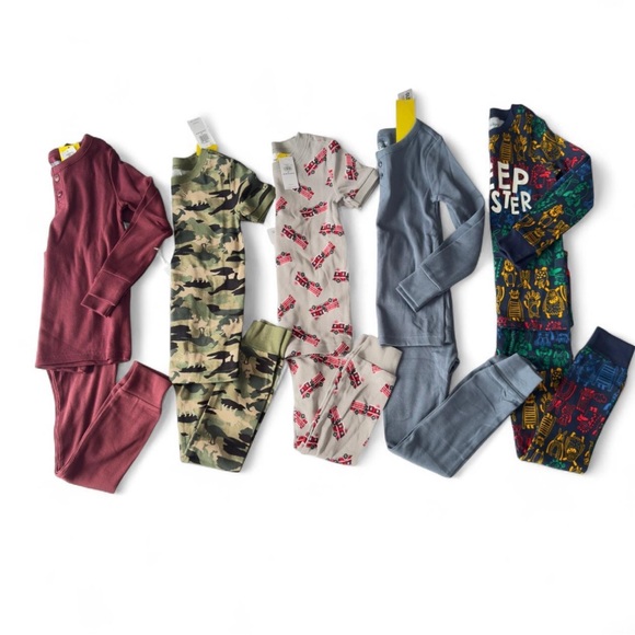 Set of 5 pairs Old Navy Toddler Boys Pajamas NWT - Picture 2 of 13